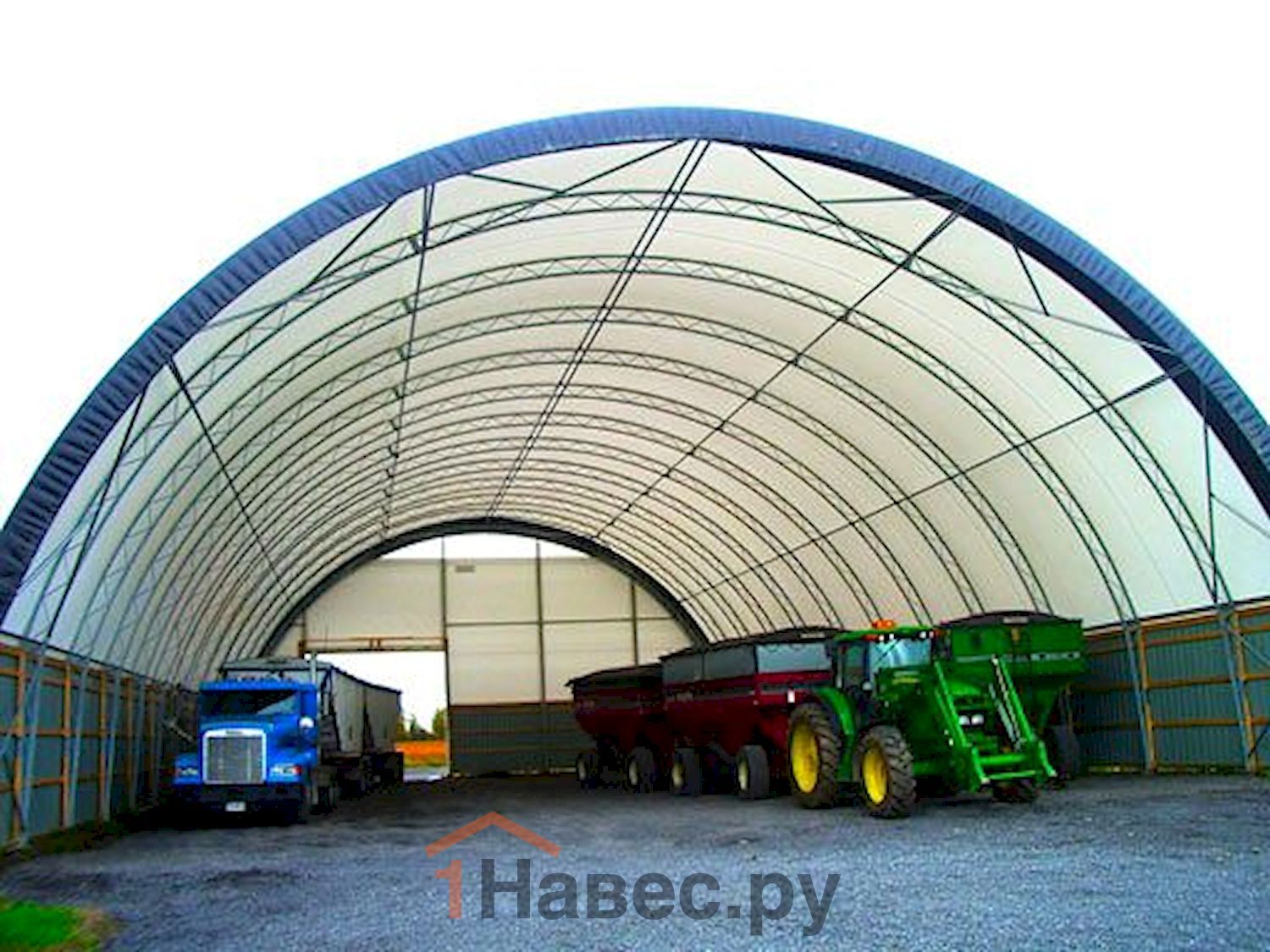 Навес из поликарбоната